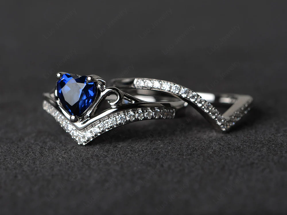 Heart Shaped Sapphire Bridal Set Ring - Image 2