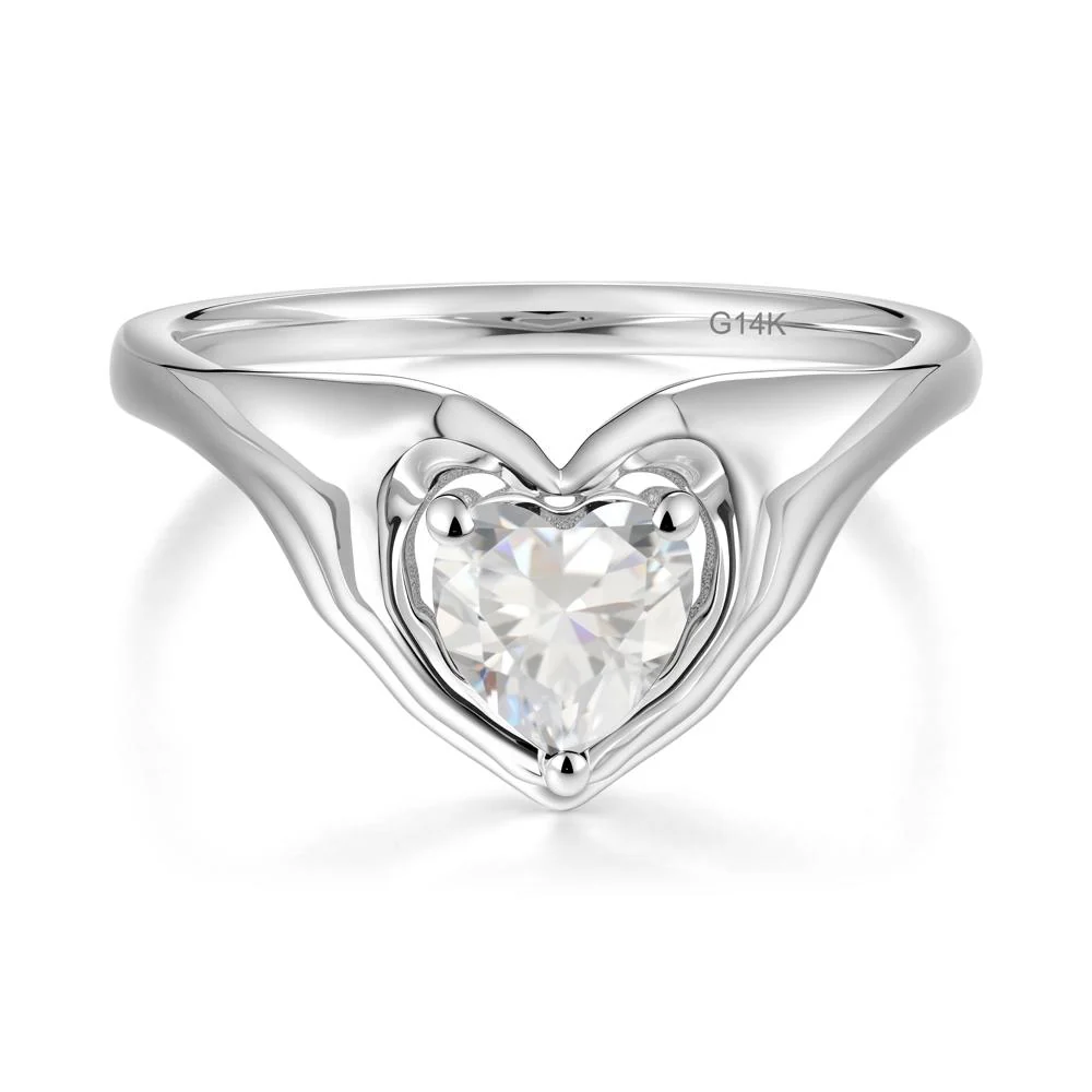 Heart Shapped Cubic Zirconia Claddagh Ring - Image 5