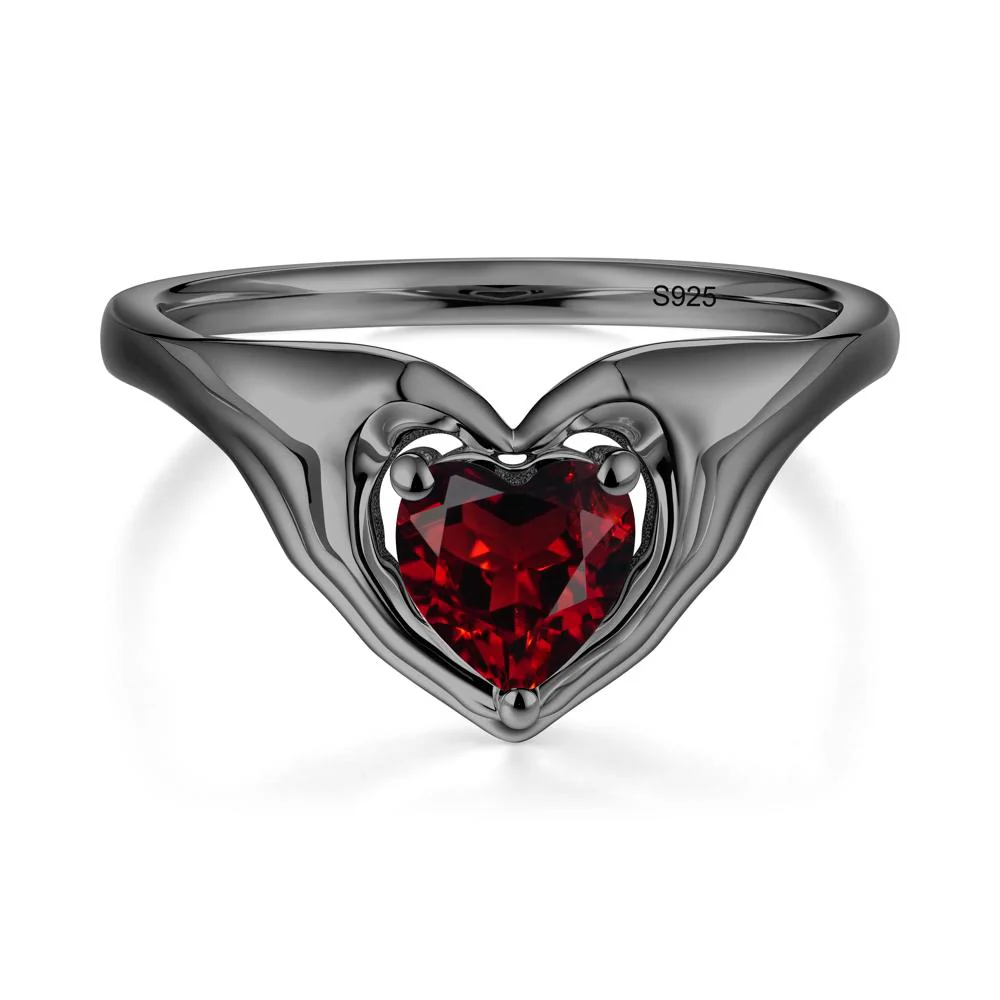 Heart Shapped Garnet Claddagh Ring - Image 4