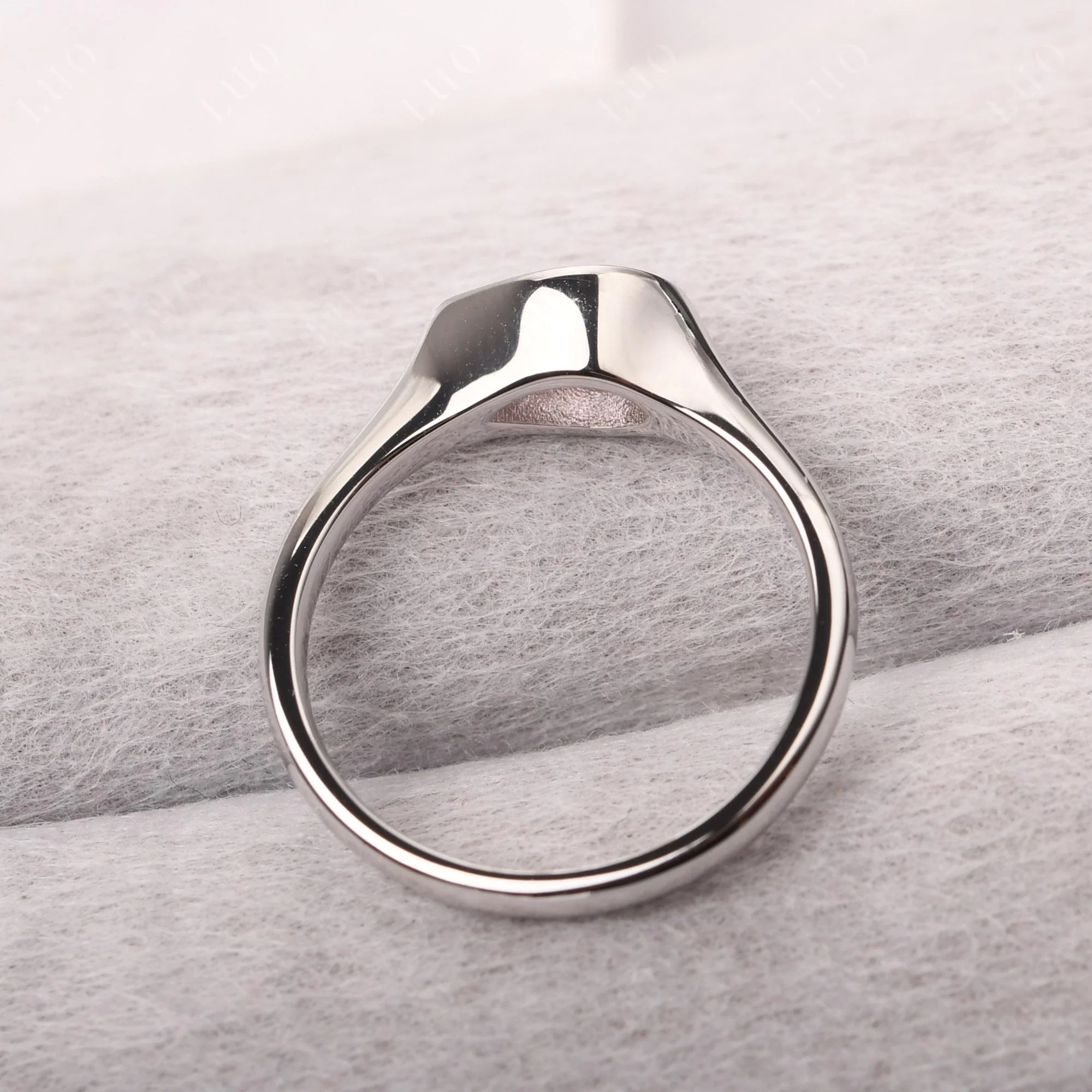 Horizontal Pear Pink Cubic Zirconia Engagement Ring - Image 12