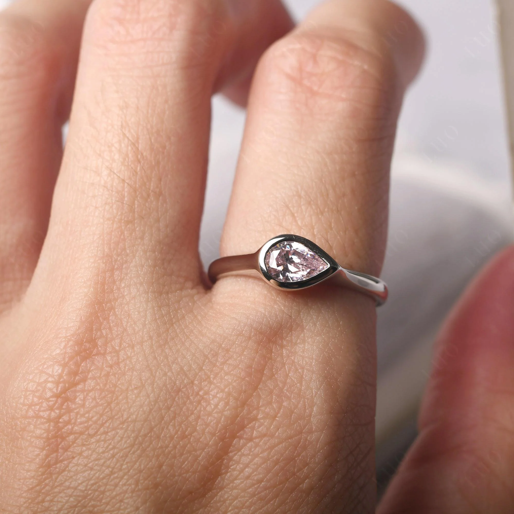 Horizontal Pear Pink Cubic Zirconia Engagement Ring - Image 14