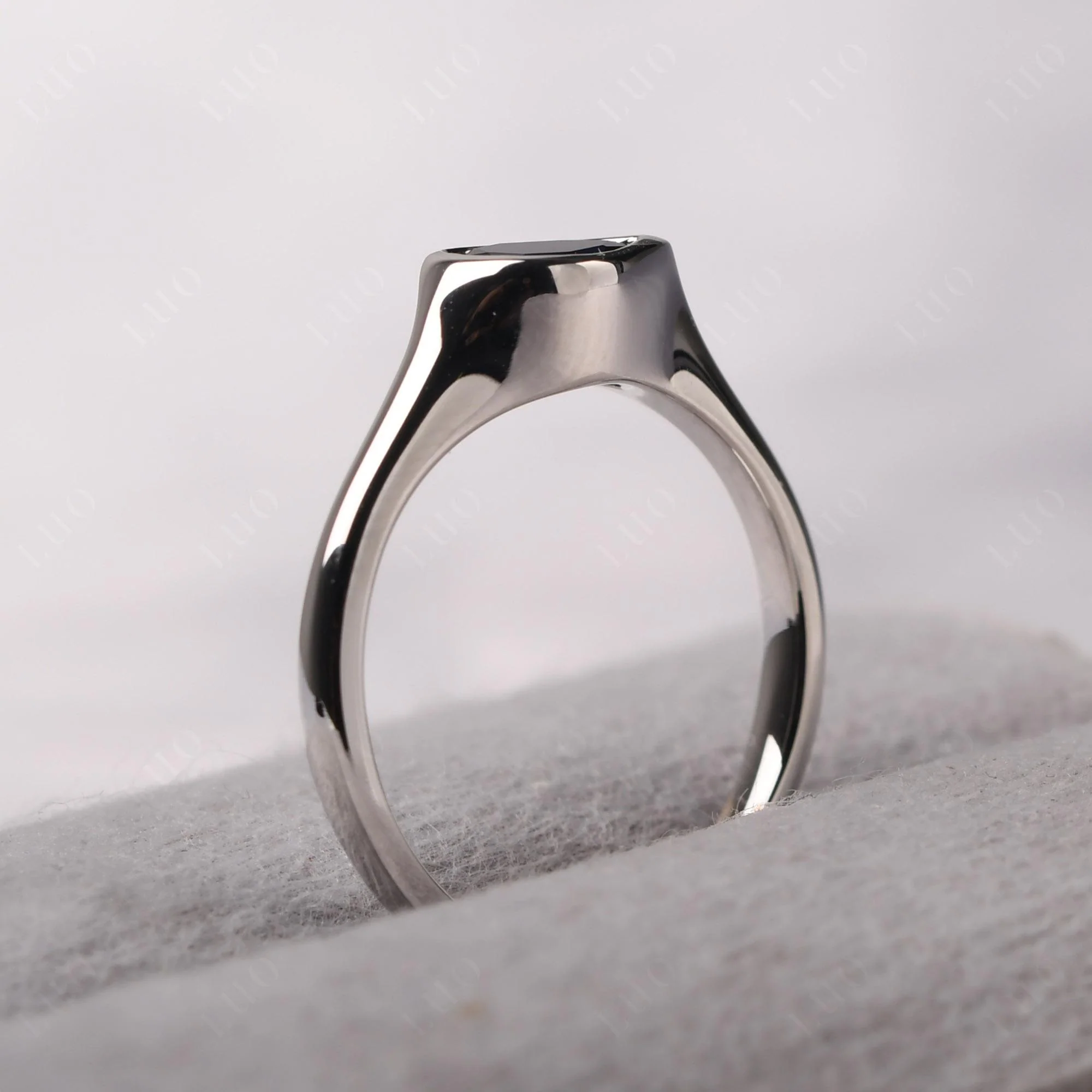 Horizontal Pear Sapphire Engagement Ring - Image 13