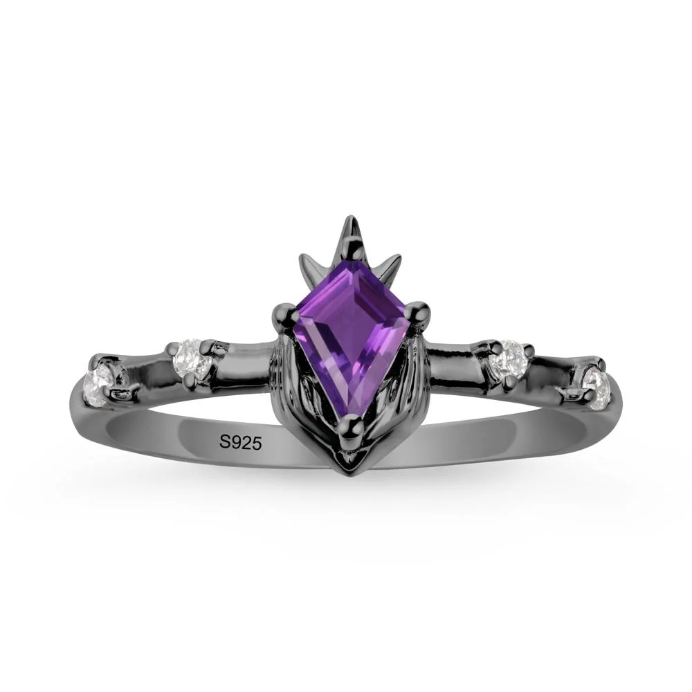 Kite Amethyst Modern Claddagh Ring - Image 7