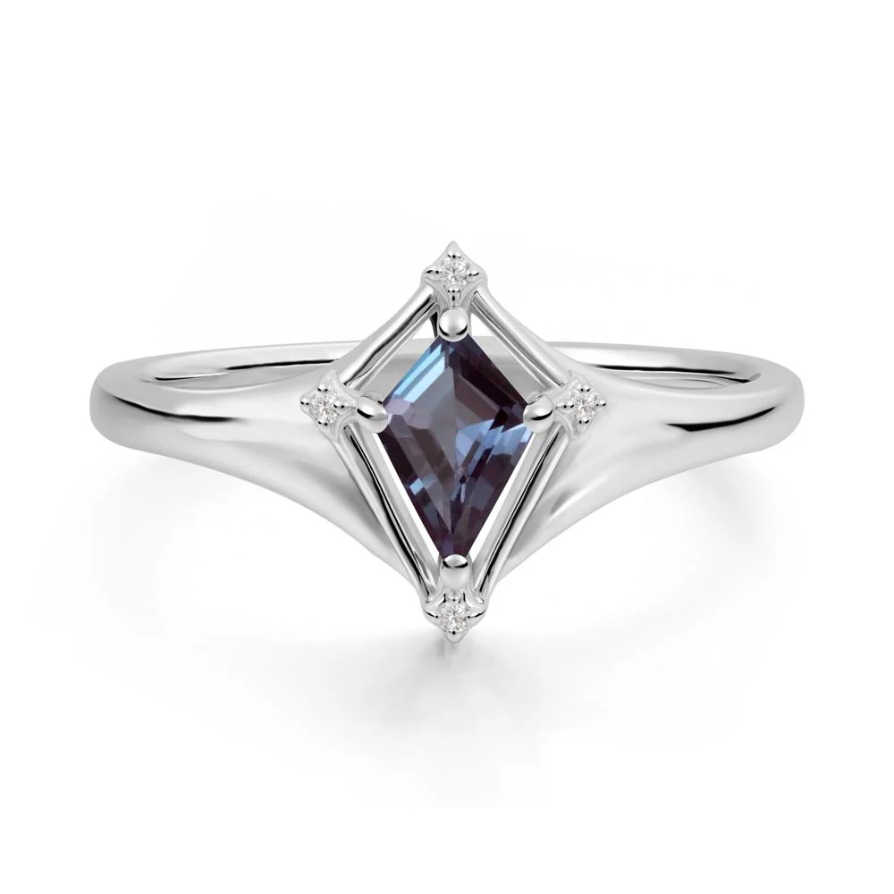 Kite Cut Alexandrite Ring with Compass Setting - Image 2