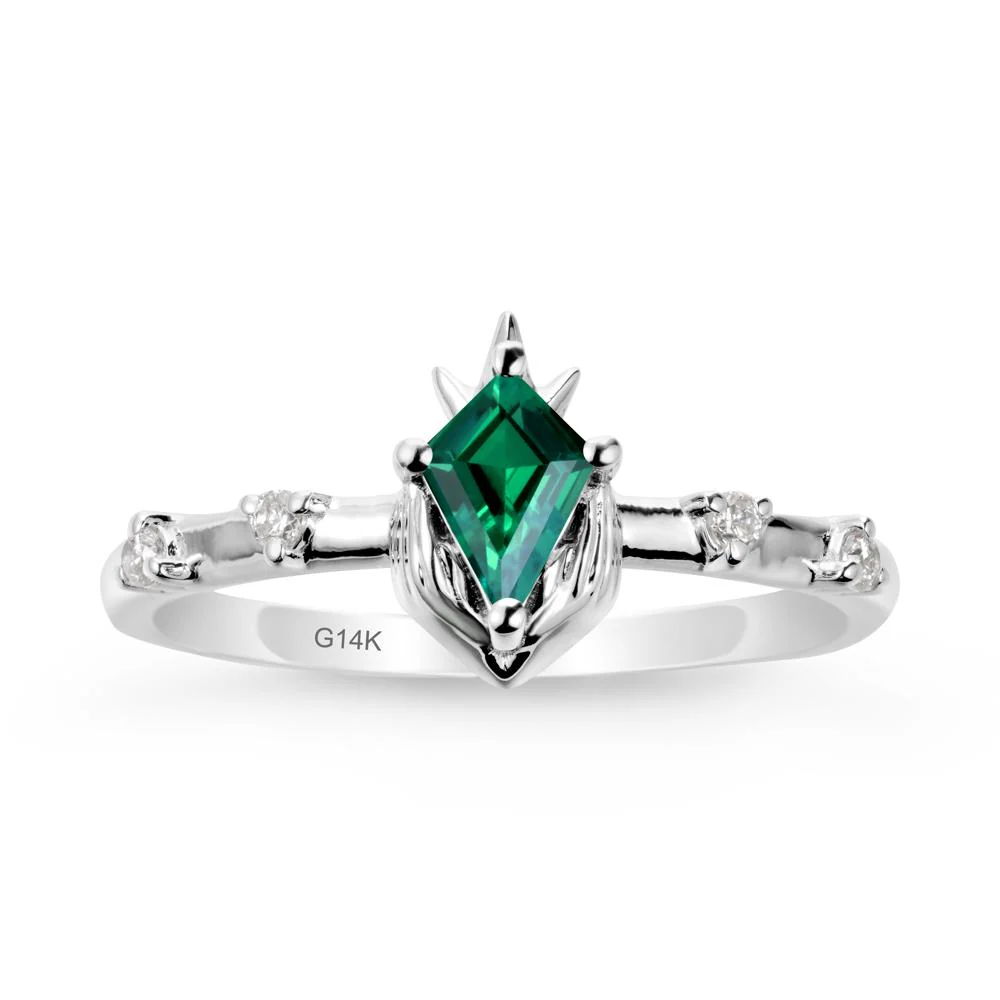 Kite Emerald Modern Claddagh Ring - Image 3