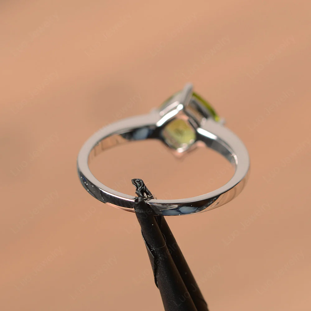 Kite Set Cushion Cut Peridot Solitaire Ring - Image 3