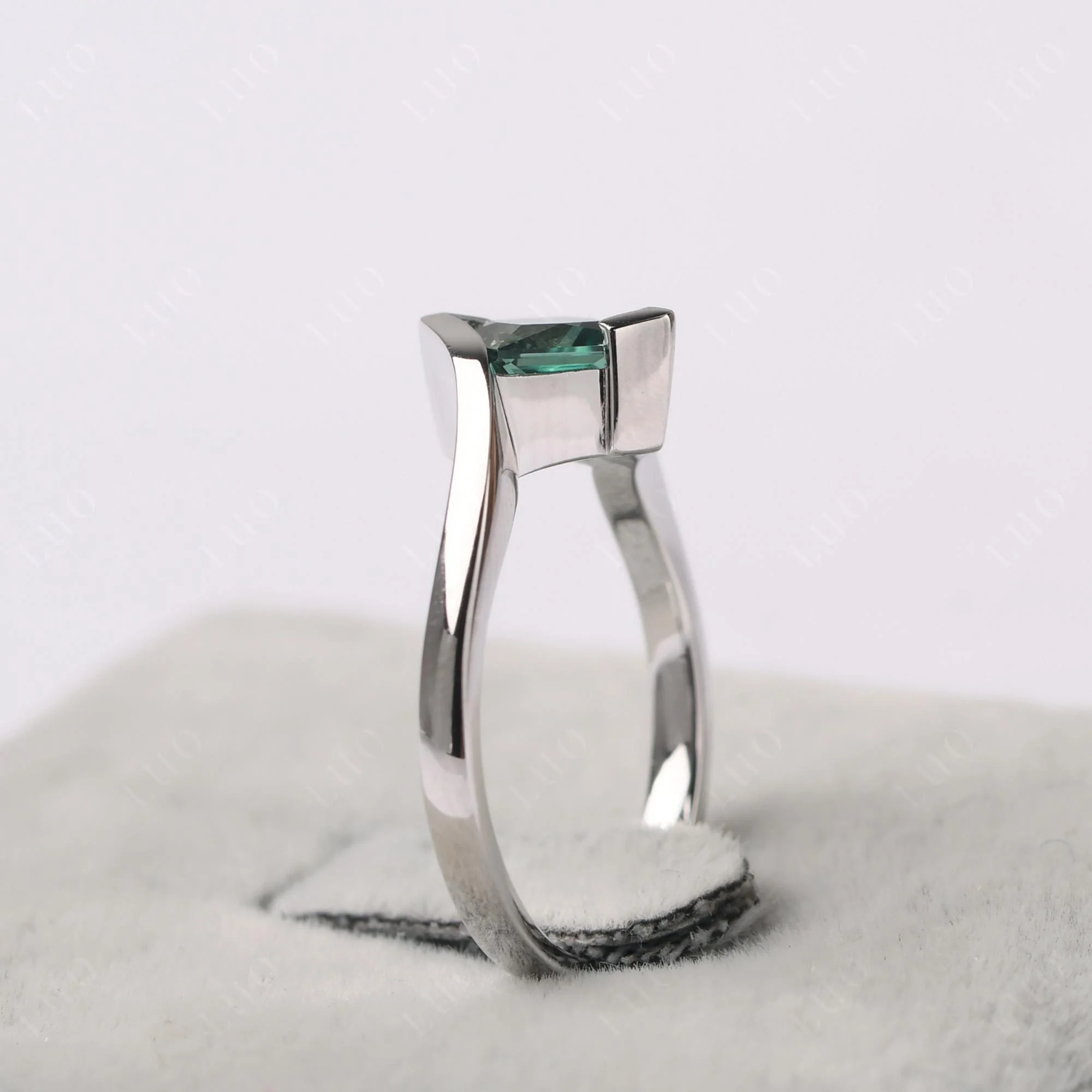 Princess Cut Green Sapphire Bypass Ring - Image 32