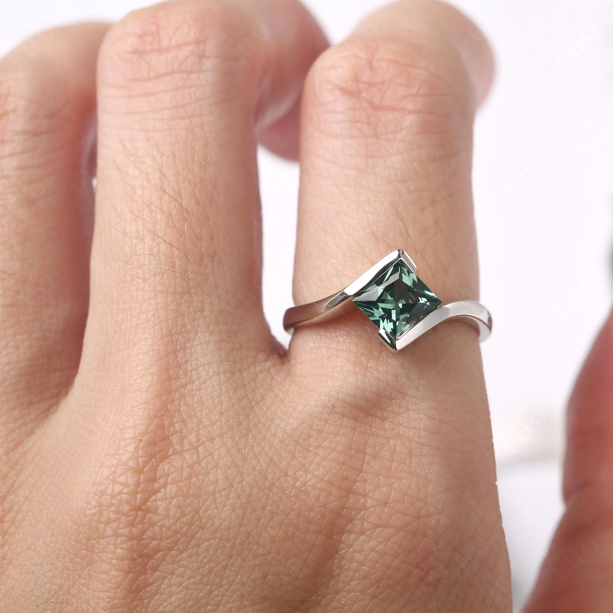 Princess Cut Green Sapphire Bypass Ring - Image 33