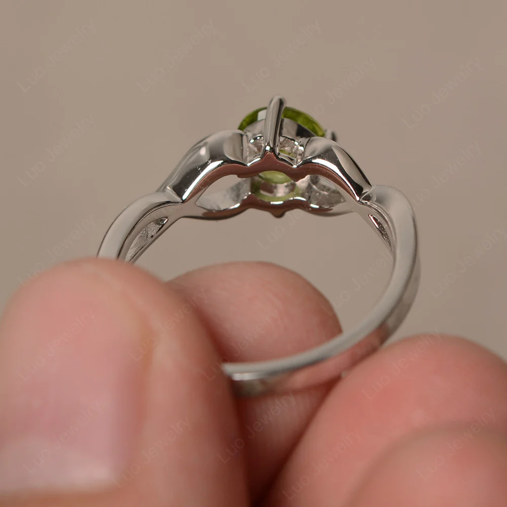Round Peridot Twist Solitaire Ring - Image 2