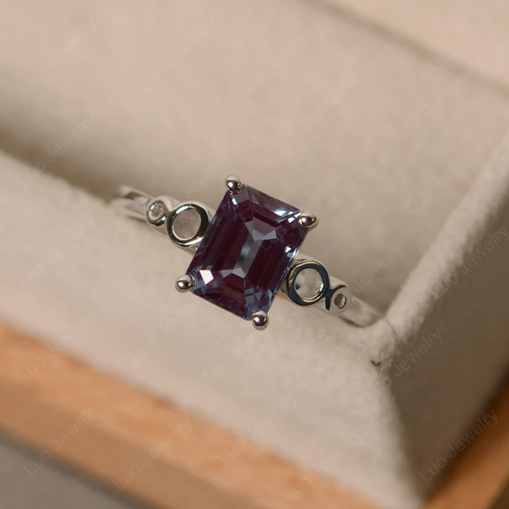 Antique Emerald Cut Alexandrite Solitaire Ring - Image 3