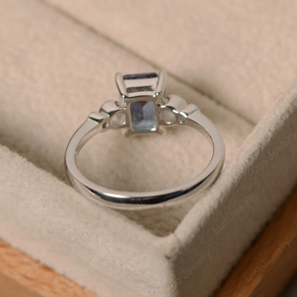 Antique Emerald Cut Alexandrite Solitaire Ring - Image 4