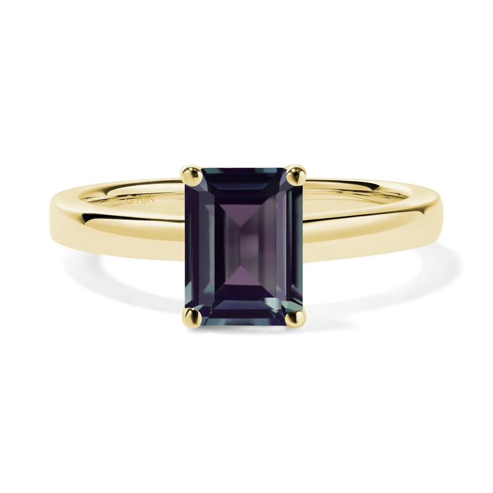 Emerald Cut Alexandrite Solitaire Ring - Image 4