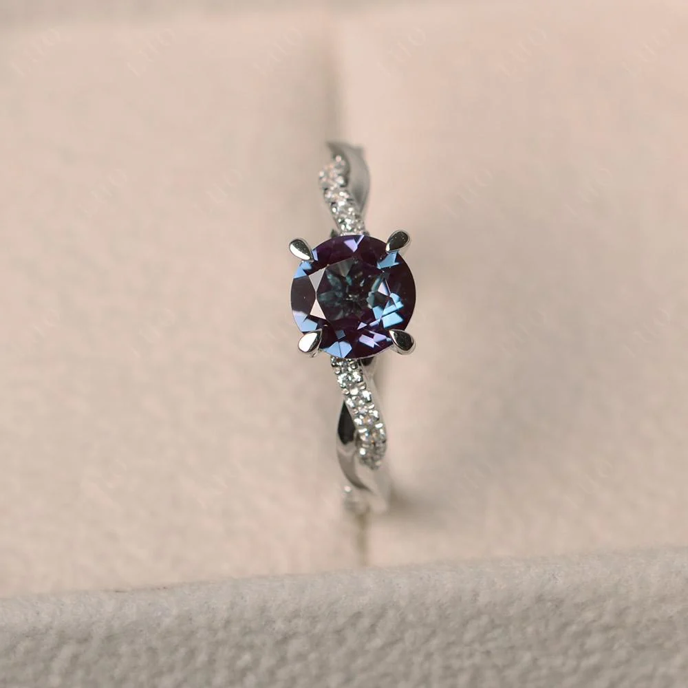 Alexandrite Twisted Engagement Ring - Image 30