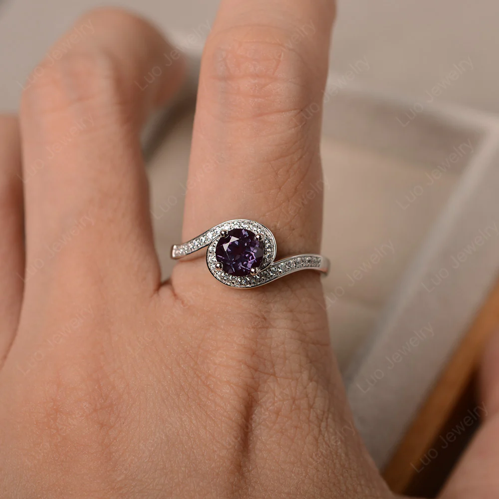 Alexandrite Swirl Engagement Ring - Image 4