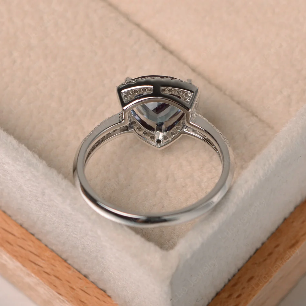 Luxury Alexandrite Halo Engagement Ring - Image 3