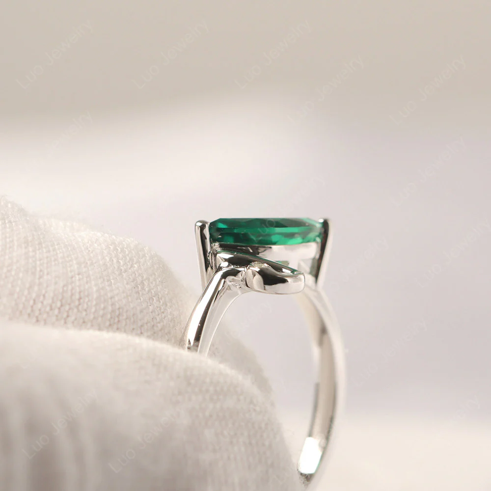 Emerald Swan Engagement Ring - Image 4