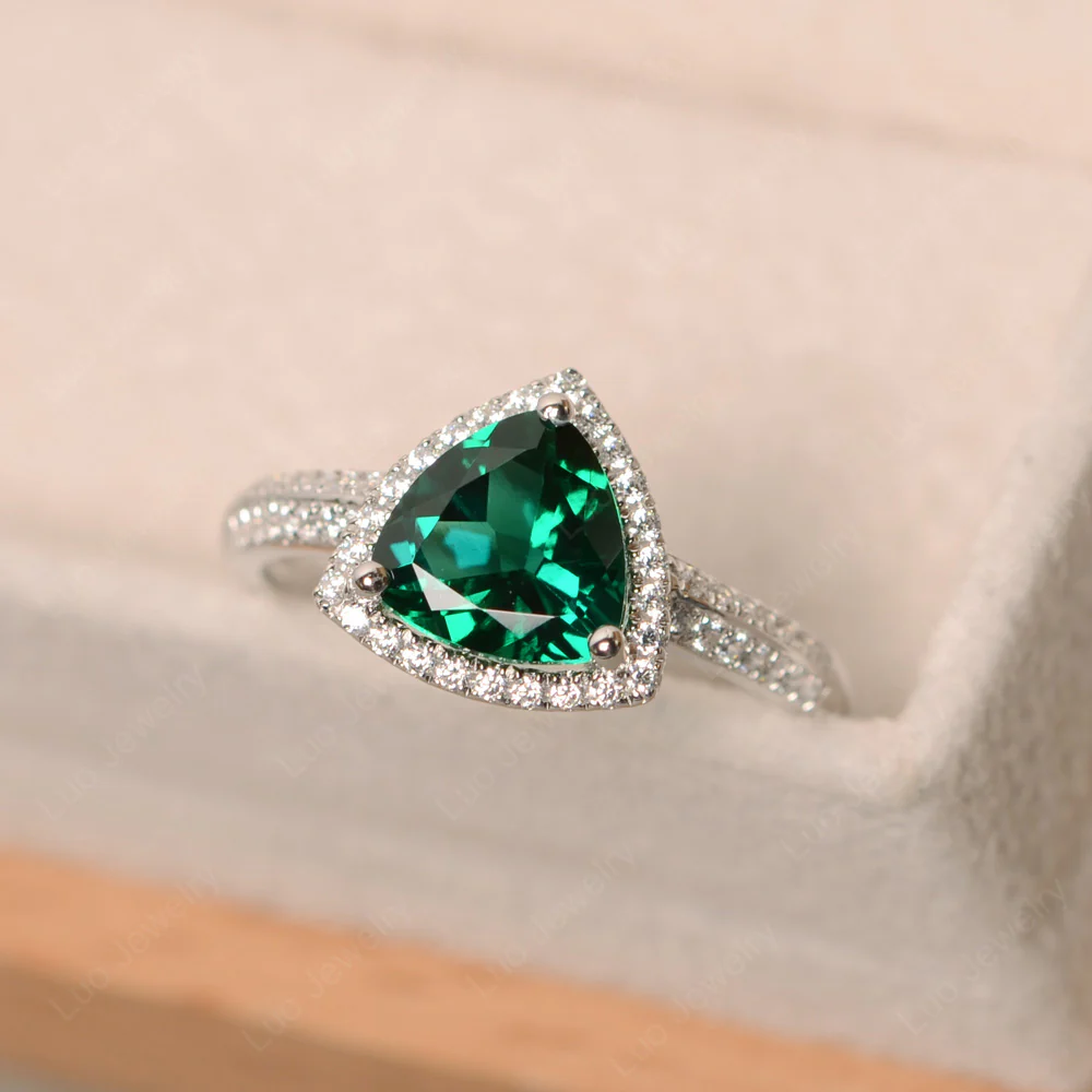 Luxury Emerald Halo Engagement Ring - Image 3