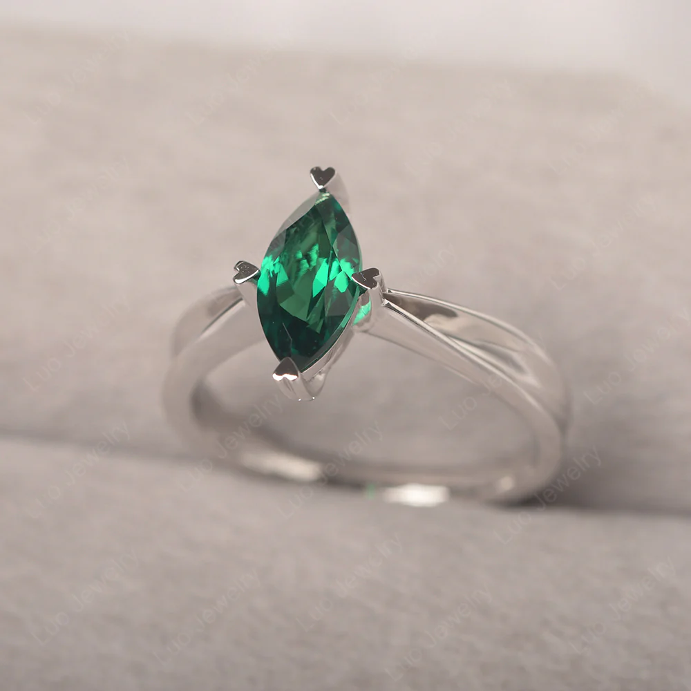 Marquise Emerald Concave Ring - Image 2