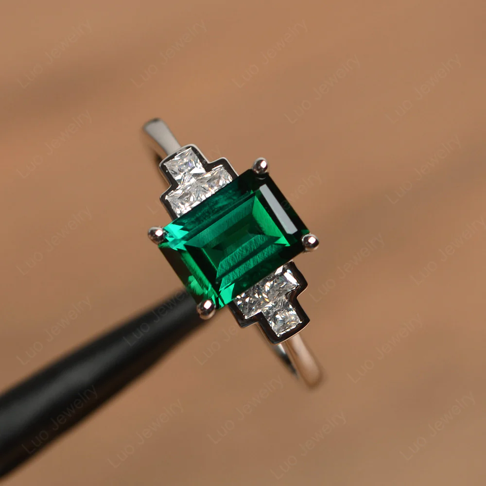Emerald Rectangle Engagement Ring - Image 2