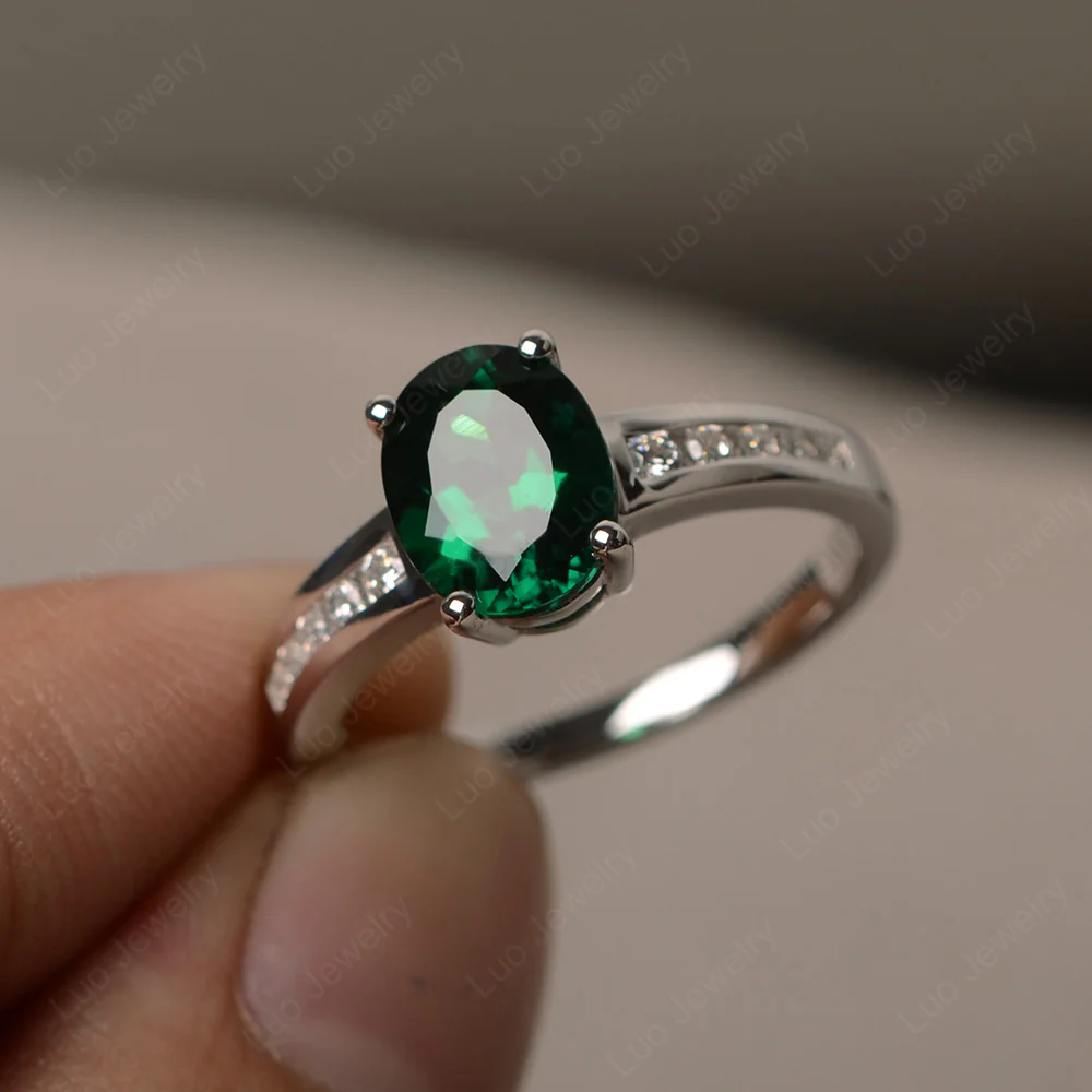 Classic Oval Emerald Engagement Ring - Image 2