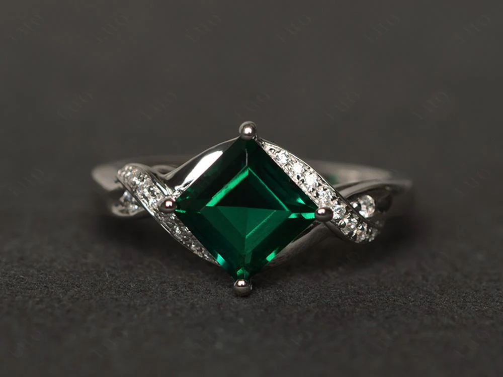 Emerald Kite Set Square Cut Ring - Image 29