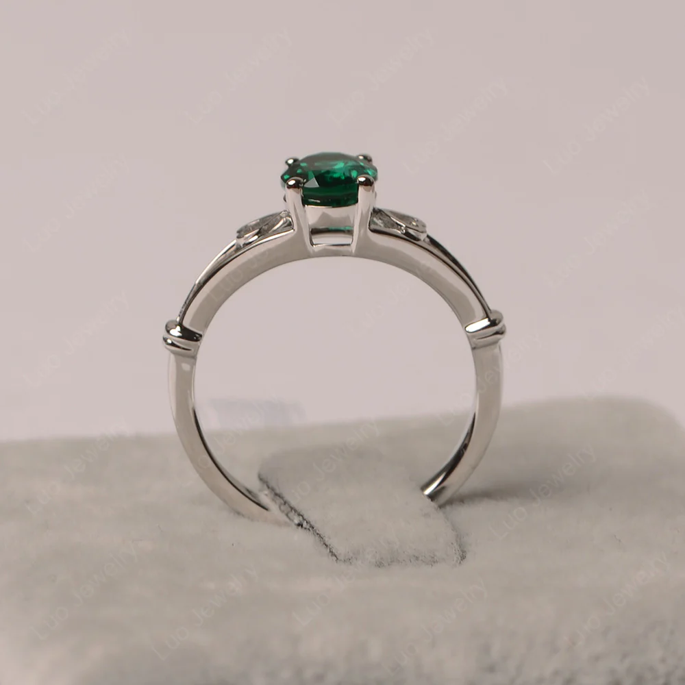 Oval Emerald Solitaire Ring - Image 2