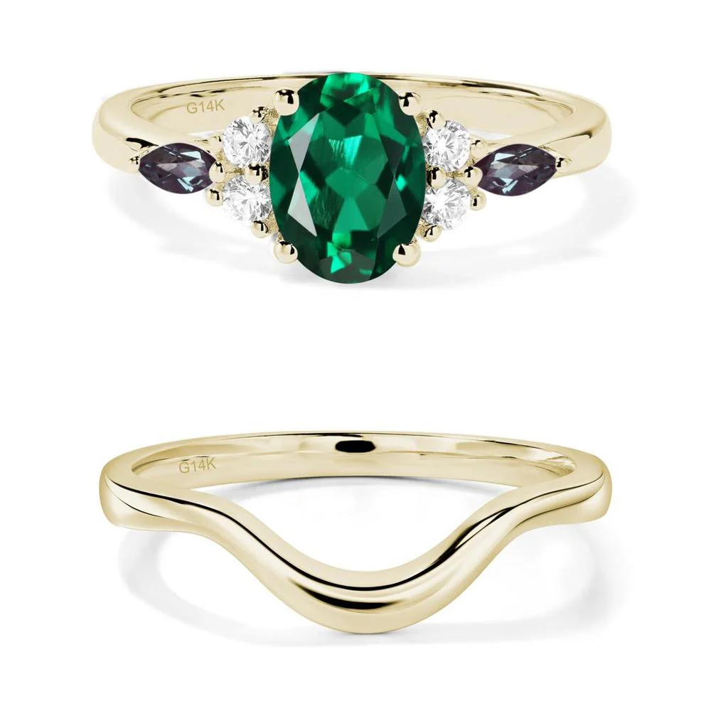 Simple Oval Emerald Engagement Ring - Image 15