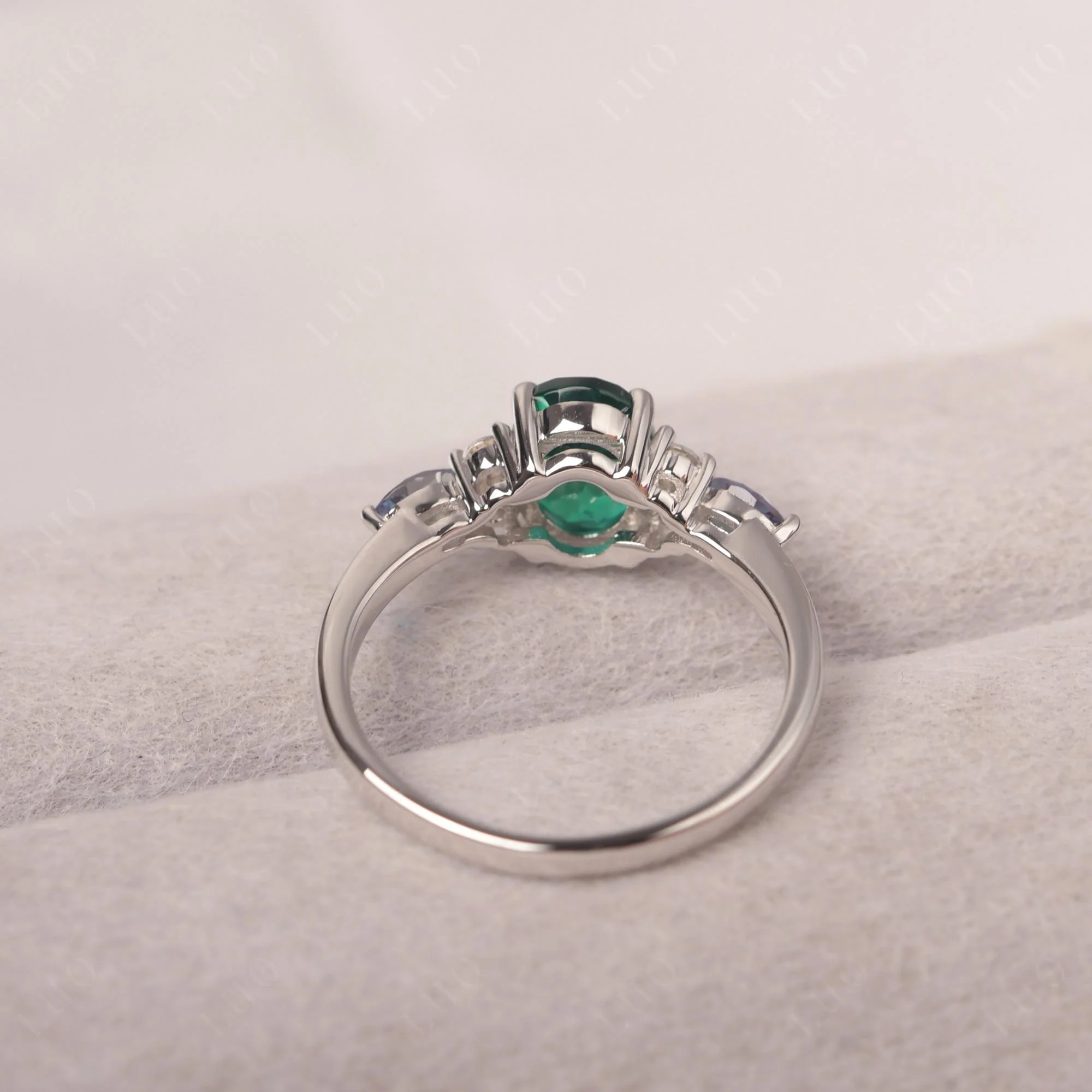 Simple Oval Emerald Engagement Ring - Image 31