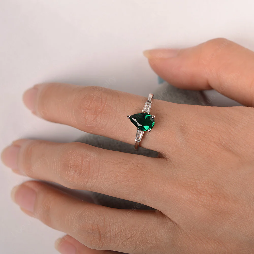 Teardrop Emerald Ring - Image 3