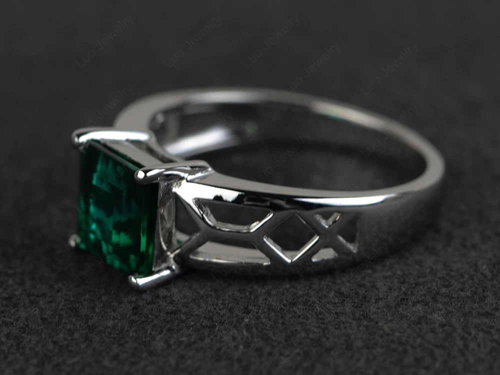 Emerald Solitaire Ring Wide Band - Image 2