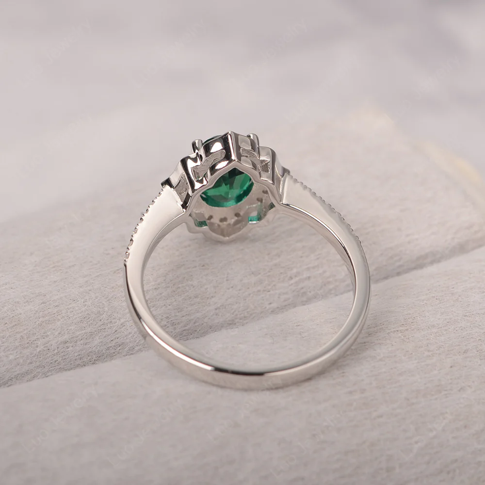 Emerald Floral Ring - Image 4