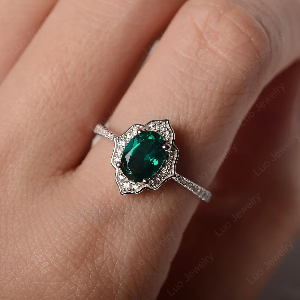 Emerald Floral Ring - Image 6