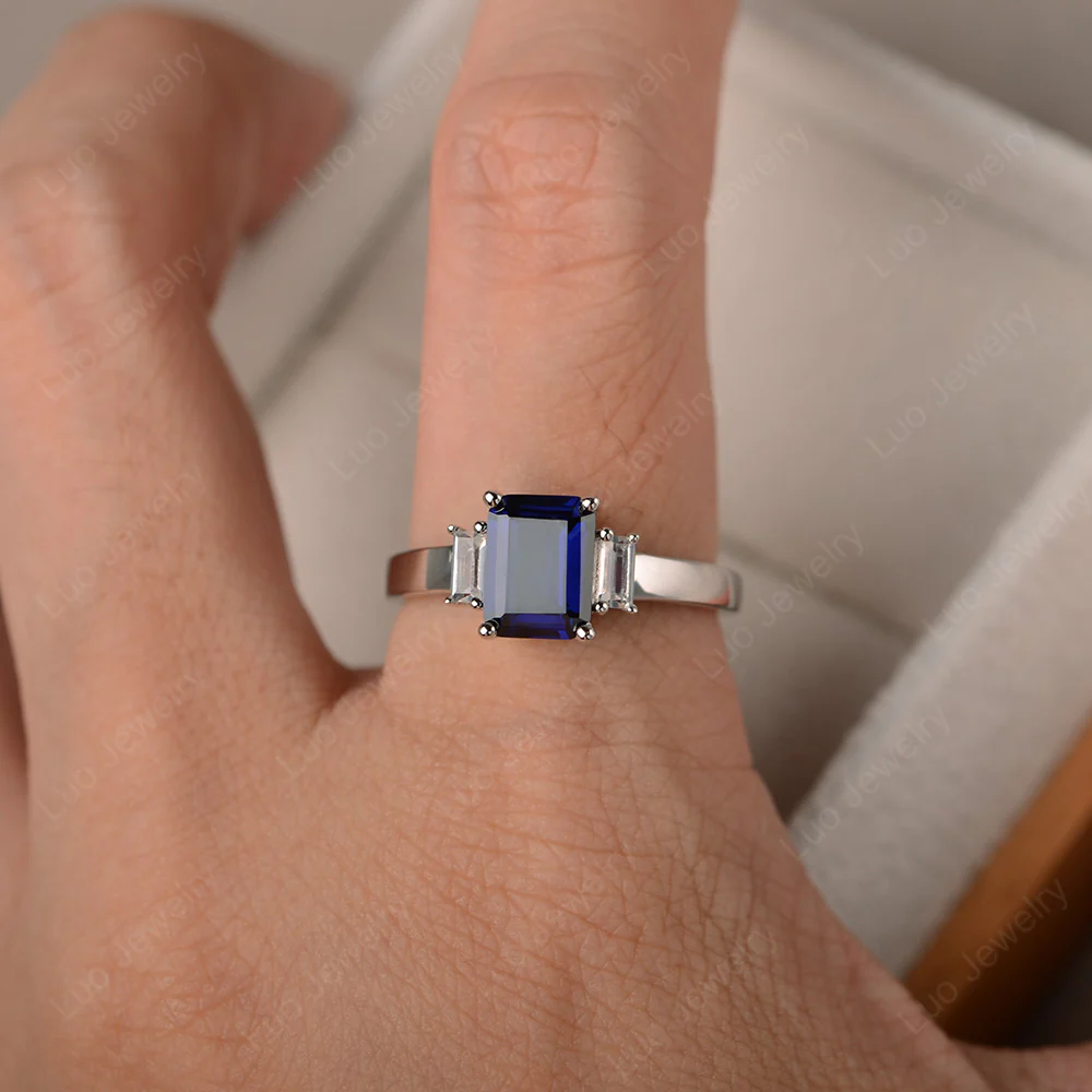 Emerald Cut Sapphire Ring with Baguettes - Image 4