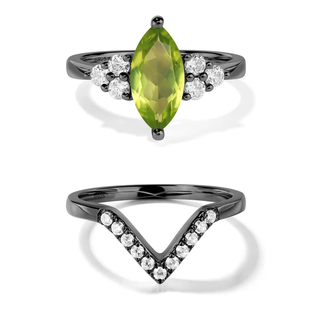 Large Marquise Cut Peridot Ring - Image 23