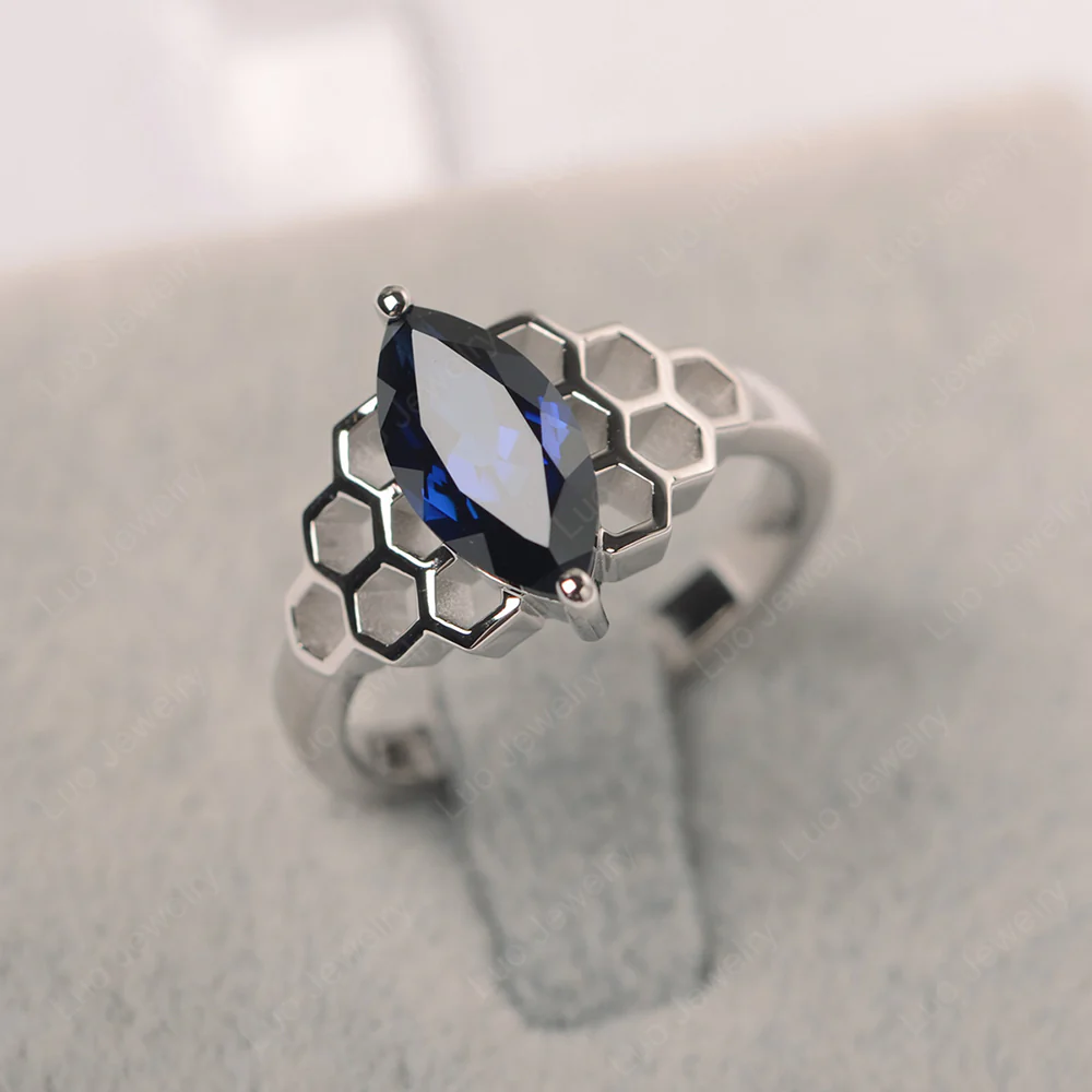 Large Sapphire Solitaire Honeycomb Ring - Image 2