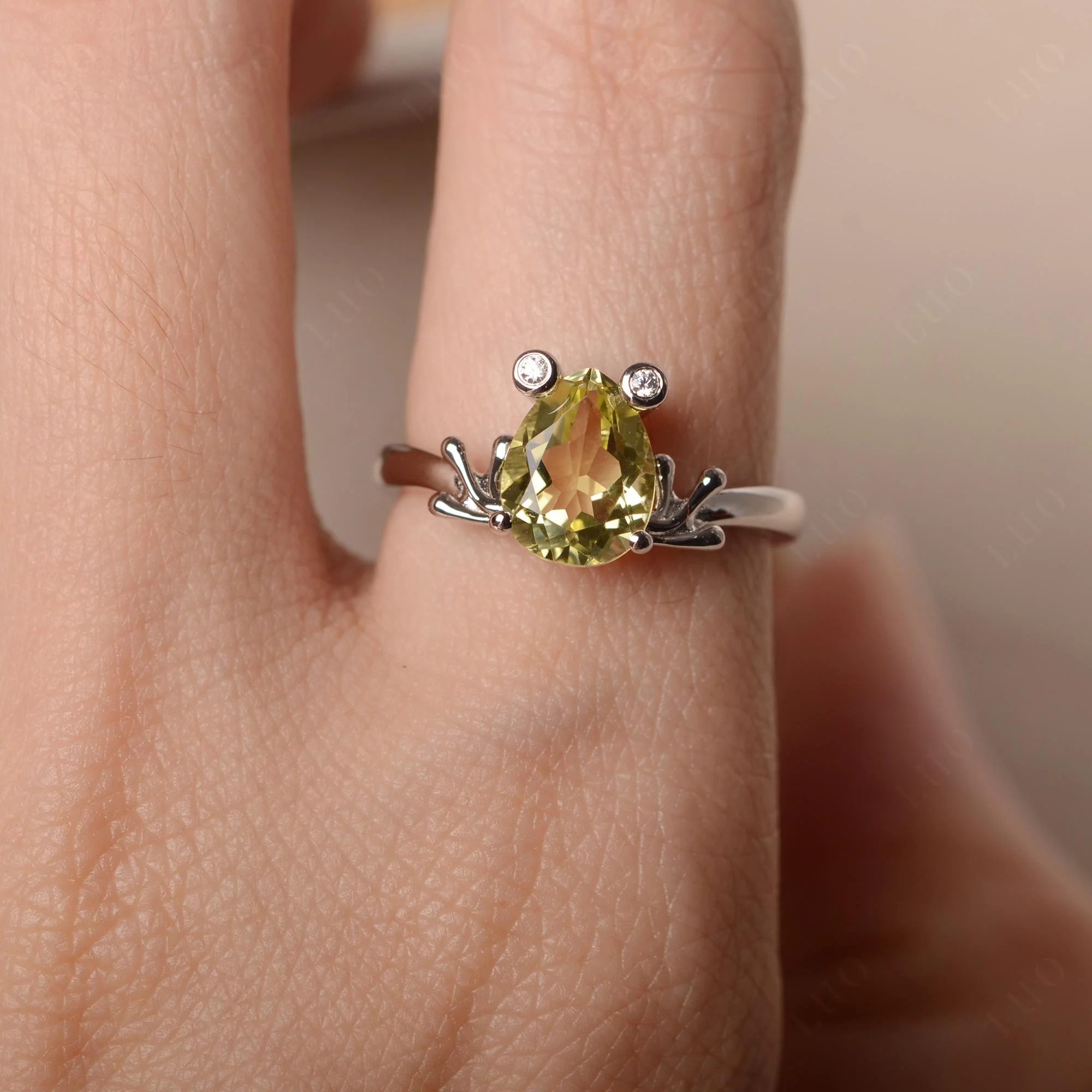Lemon Quartz Frog Promise Ring - Image 33