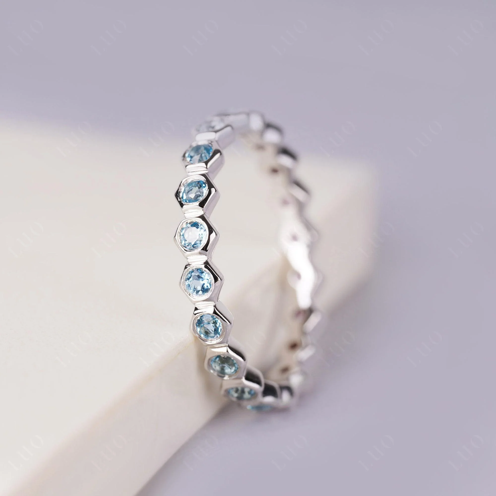 London Blue Topaz Honeycomb Ring - Image 2