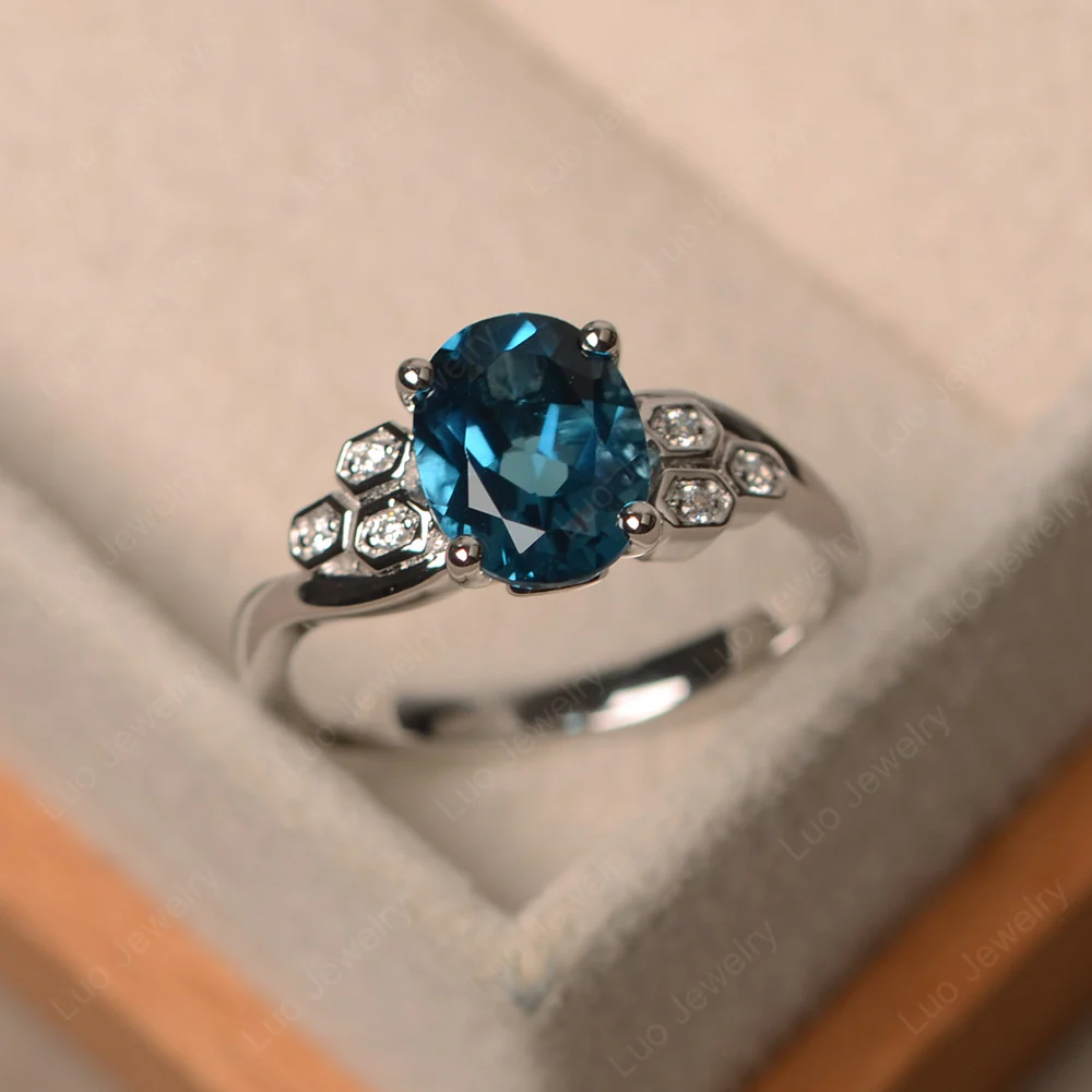 Oval Cut London Blue Topaz Honeycomb Ring - Image 2