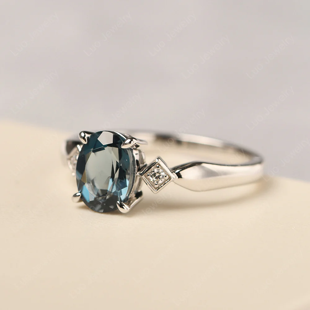 Antique Style London Blue Topaz Ring - Image 2