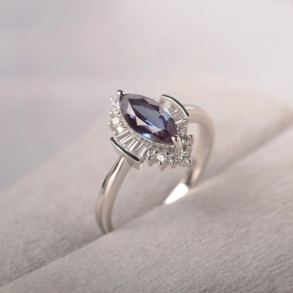 Marquise Alexandrite Ring with Baguettes - Image 2