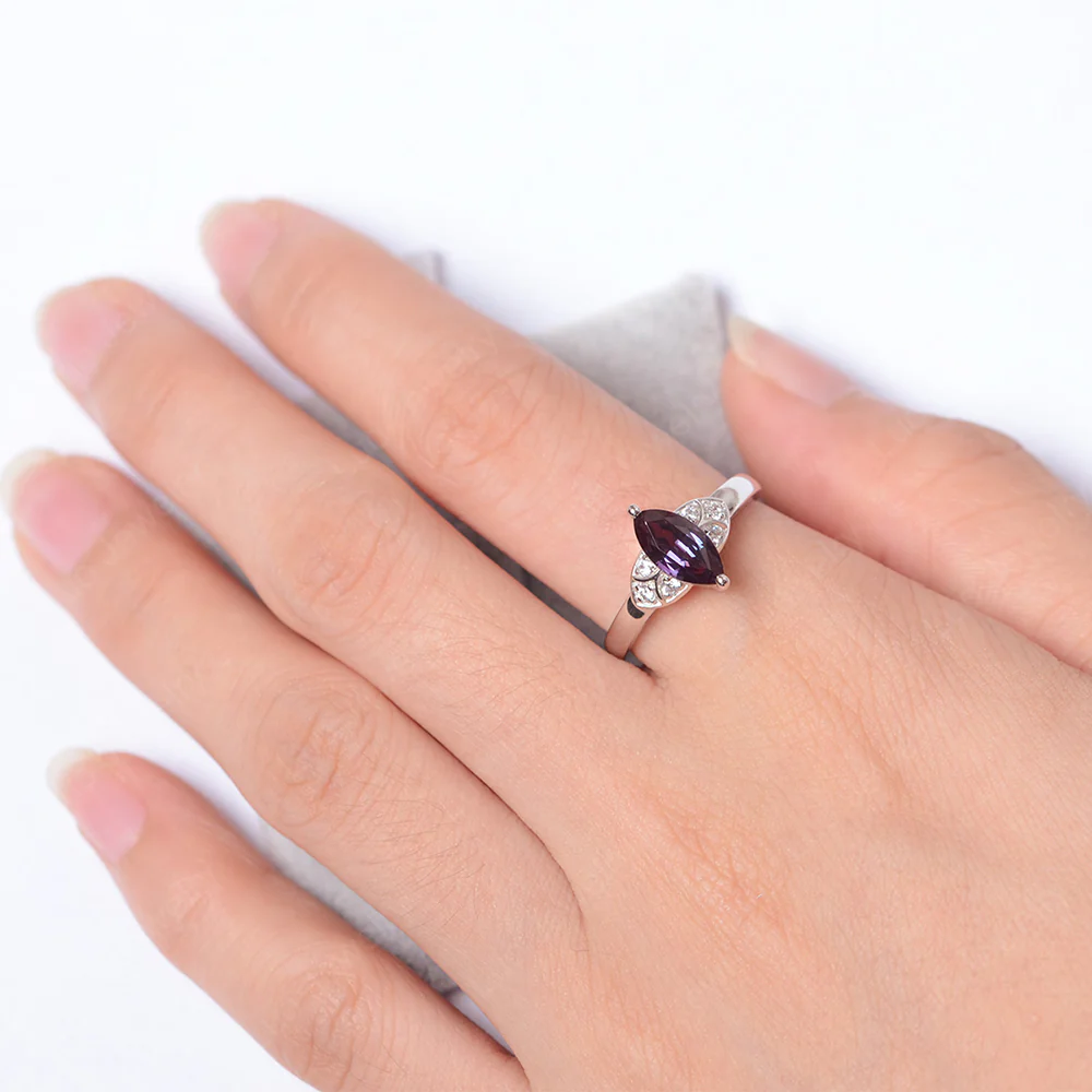 Marquise Cut Alexandrite Ring - Image 4