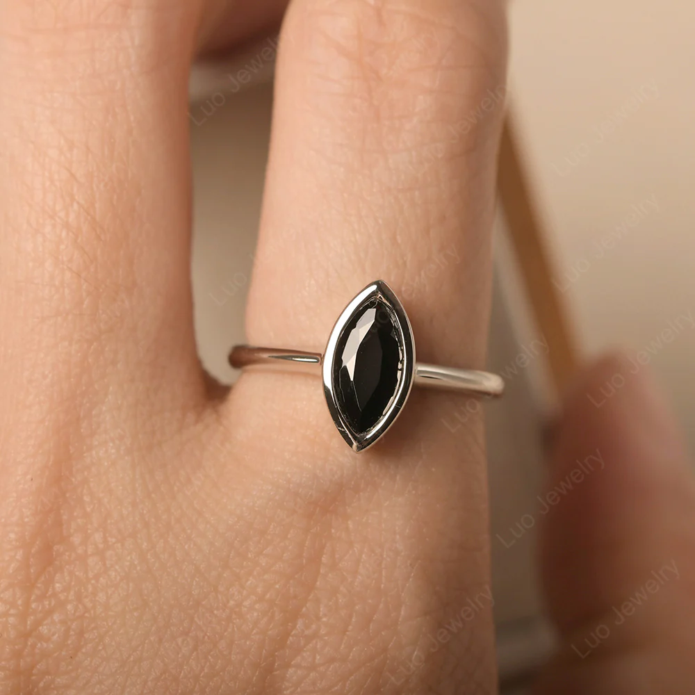 Marquise Cut Black Spinel Bezel Set Ring - Image 5