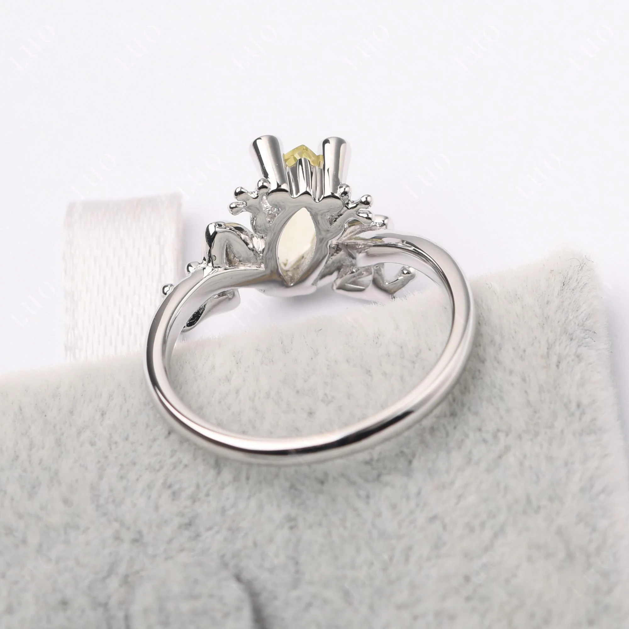 Marquise Cut Lemon Quartz Frog Ring - Image 12