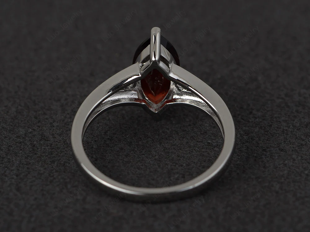 Marquise Cut Split Shank Garnet Ring - Image 3