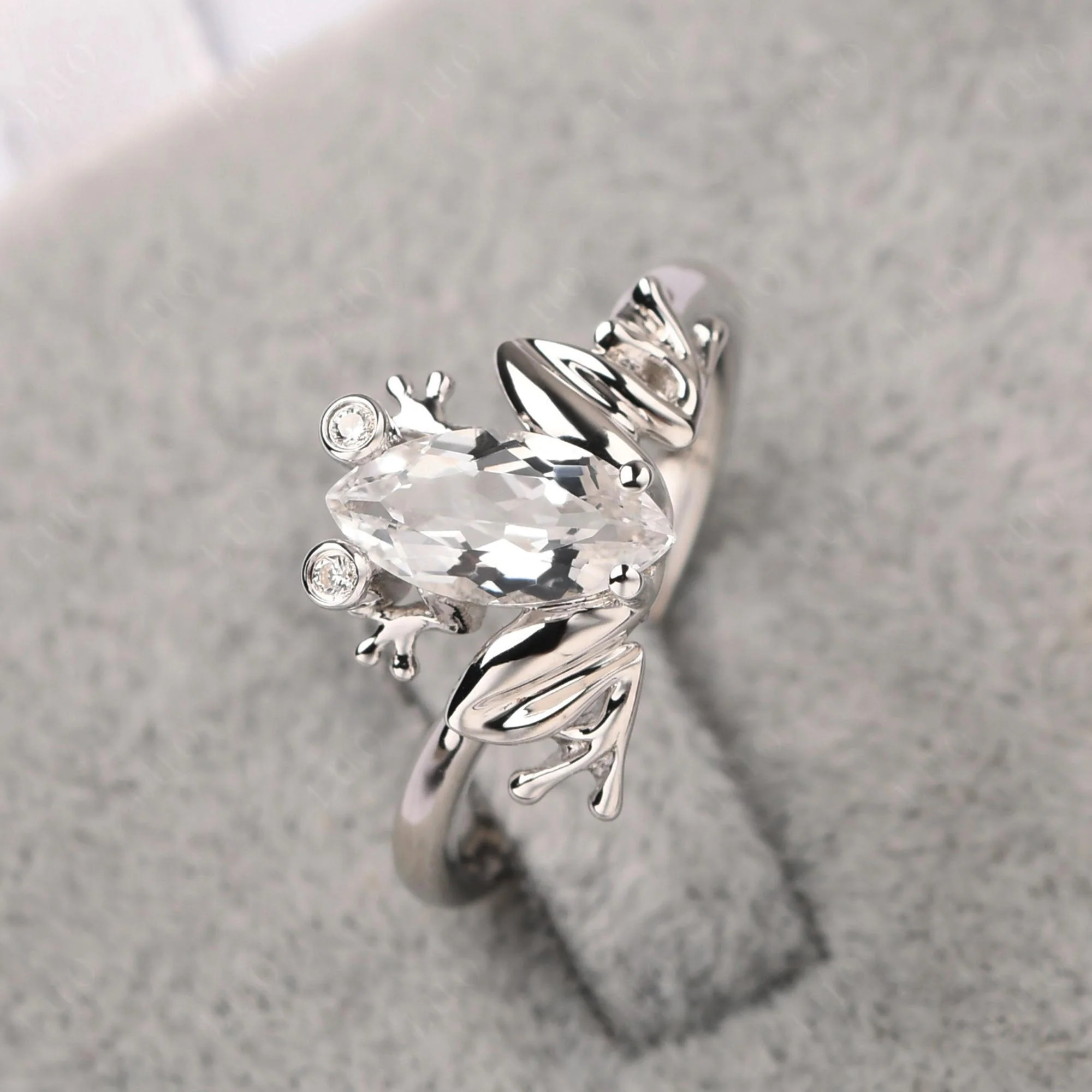 White Topaz Ring with Frog - Image 11