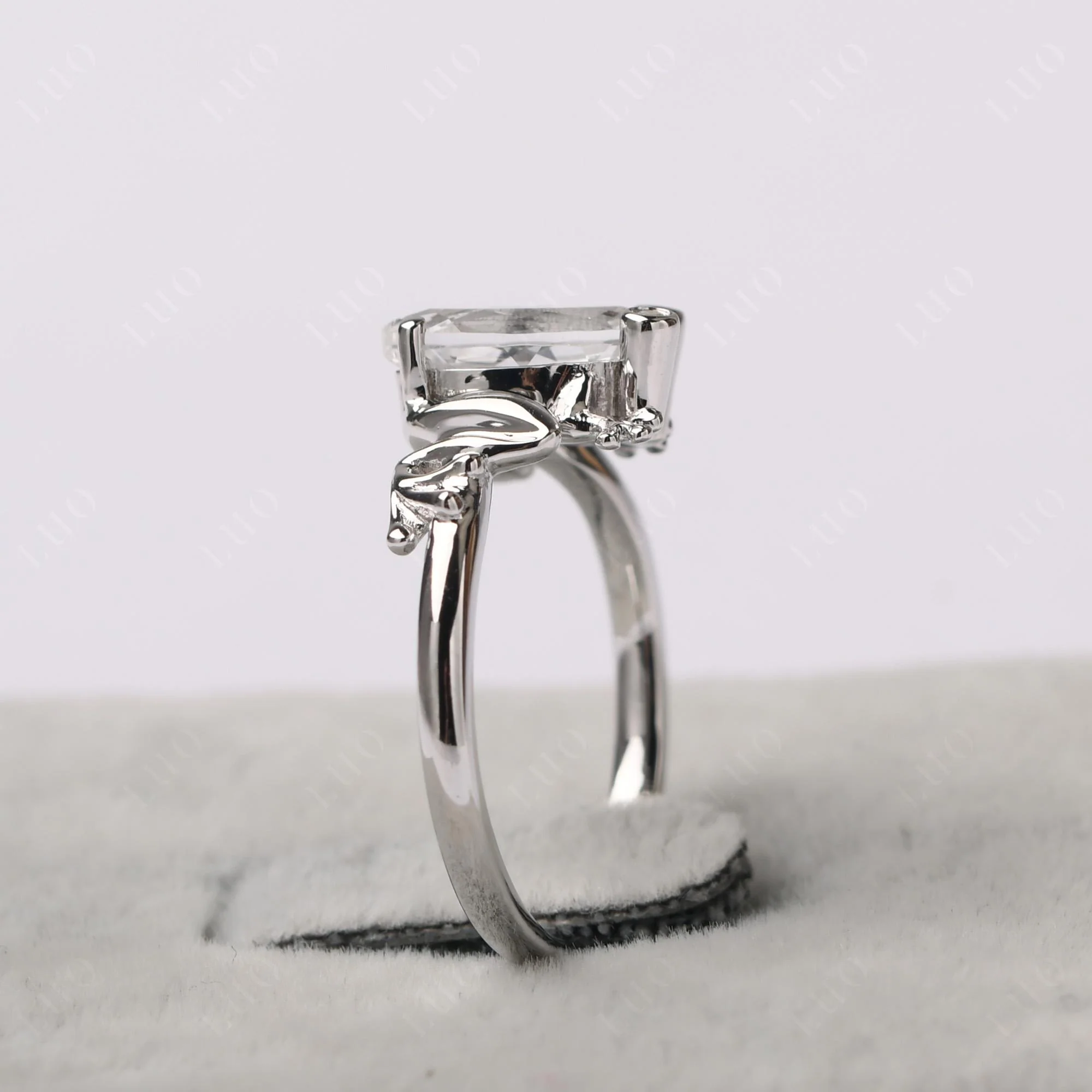 White Topaz Ring with Frog - Image 13
