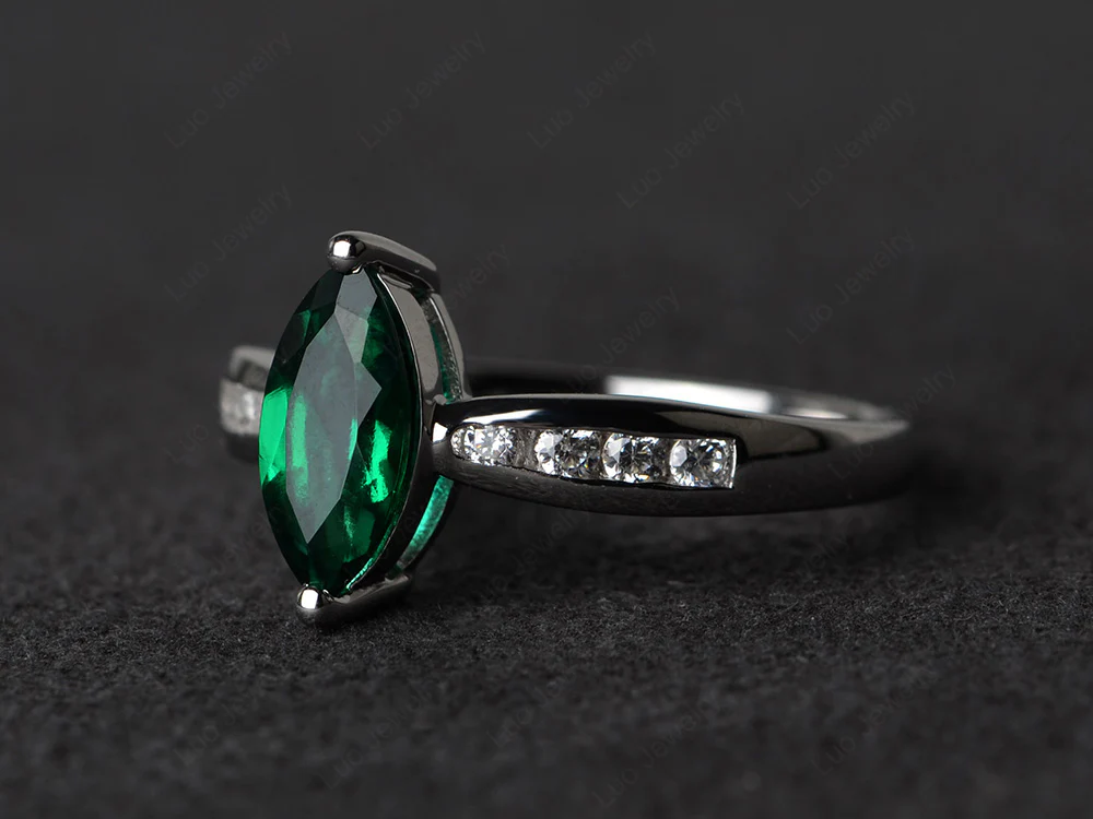 Marquise Emerald Promise Ring - Image 2