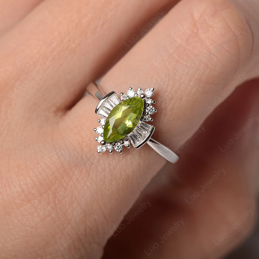 Marquise Peridot Ring with Baguettes - Image 5