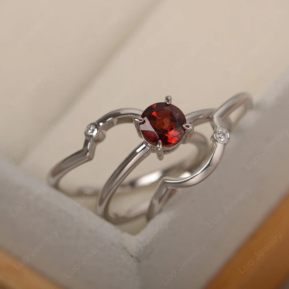 Garnet Engagement Ring with Guard - Image 2