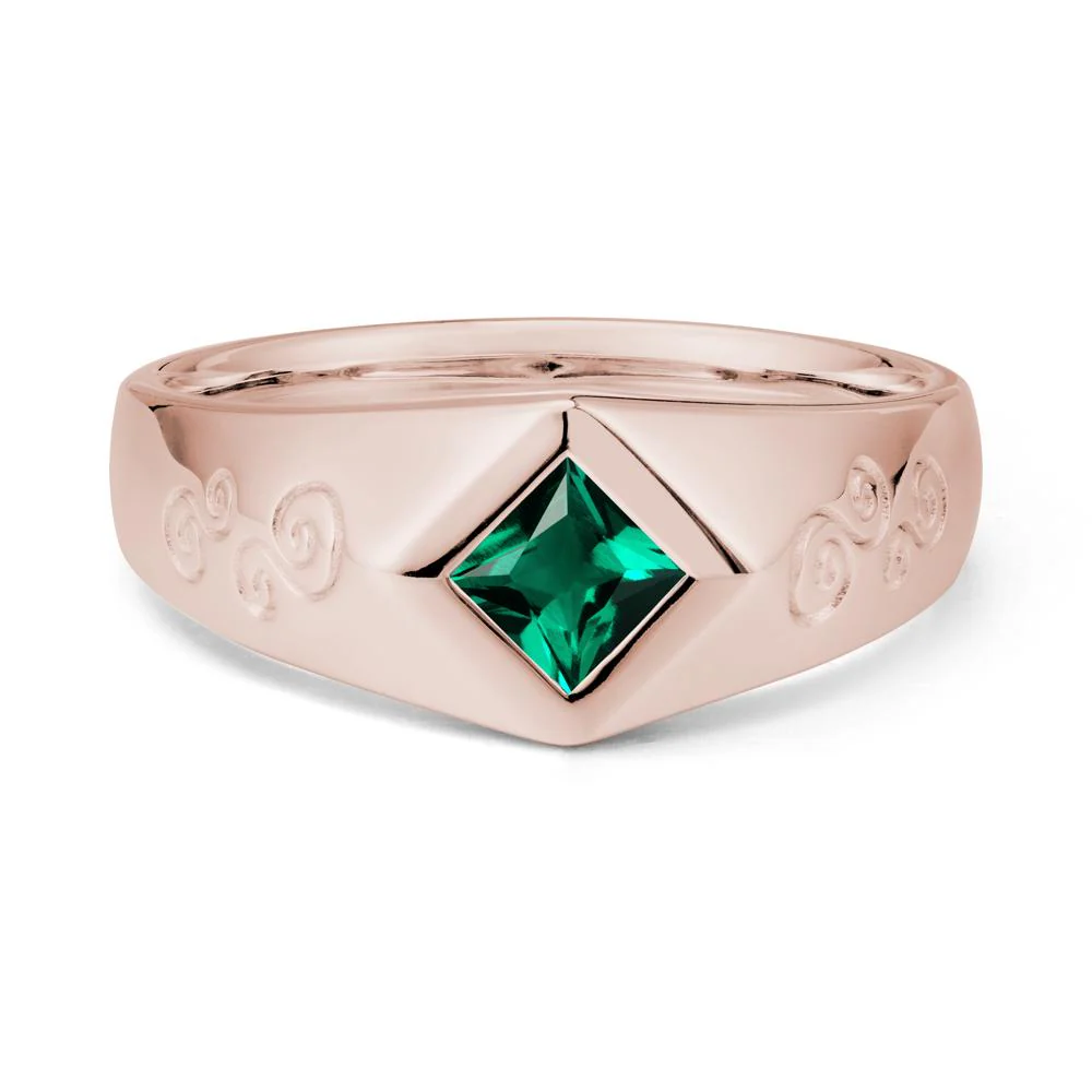 Men Emerald Scroll Engraved Ring